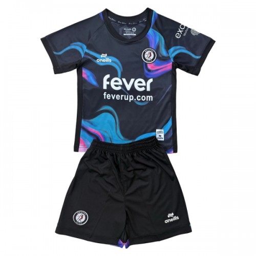 Bristol City Tredje 2025-26 - Barn Draktsett Bristol City Tredje 2025-26 - Barn Draktsett